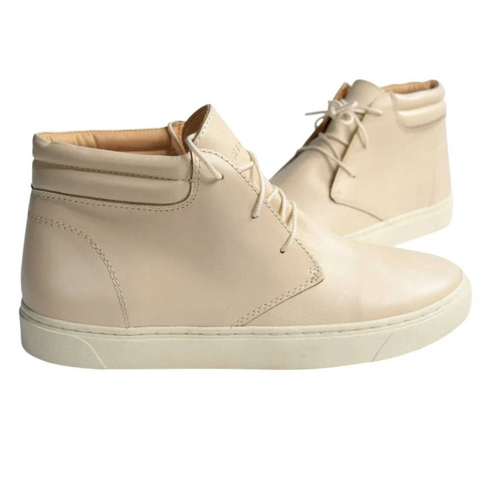 Nisolo Mens 10.5 Bone Leather Emilio Chukka Boots Vibram Sole Sneaker Mid Top